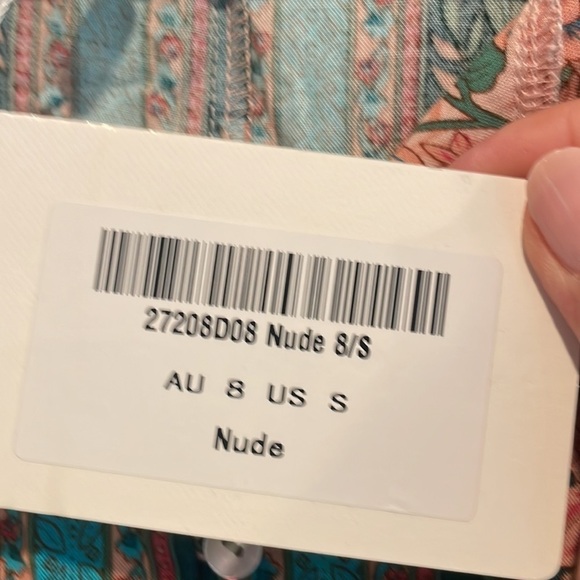 Saints + Secrets Boho Floral Romper NWT - Picture 7 of 12